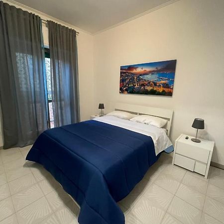 Апартаменти Valentina House Неаполь Екстер'єр фото