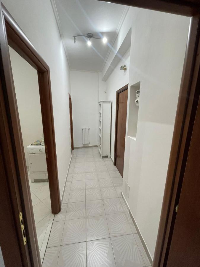 Апартаменти Valentina House Неаполь Екстер'єр фото